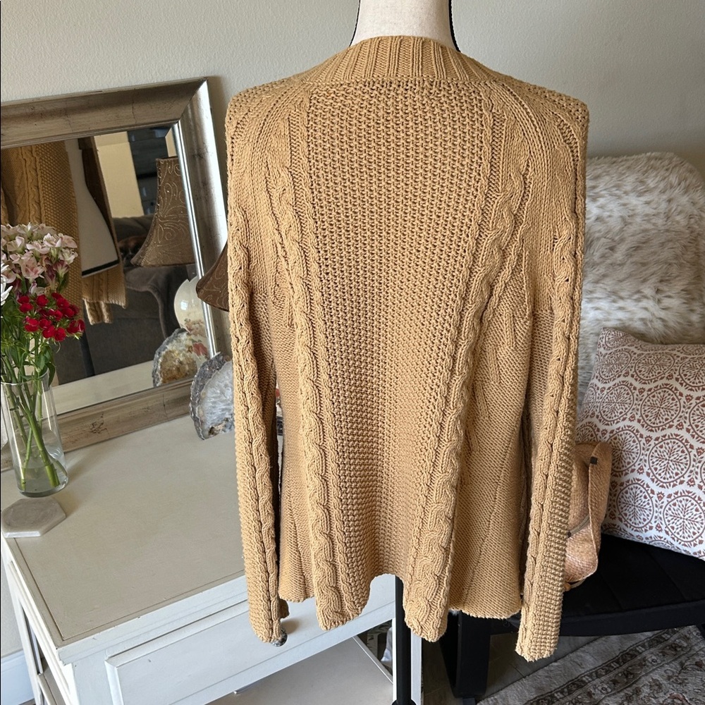 Vintage Jones, New York cable knit cotton two button open front sweater M​ - Picture 4 of 11